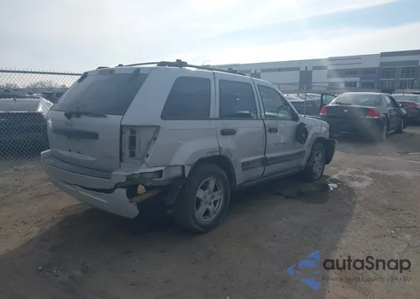2005 Jeep Grand Cherokee Laredo z USA, uszkodzony, nr VIN 1J4GS48K15C723975